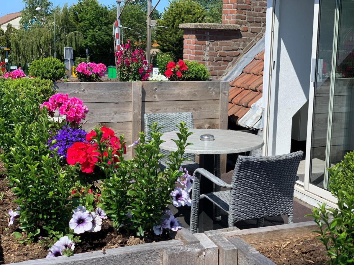 Slapen Bij De Buurvrouw Acomodação com café da manhã Castricum Exterior foto